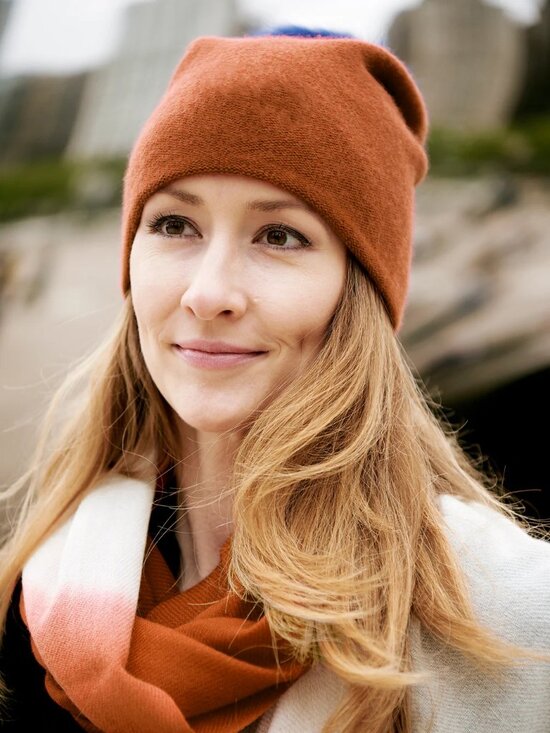 NWT! 100% Cashmere Slouchy Hat main image 5
